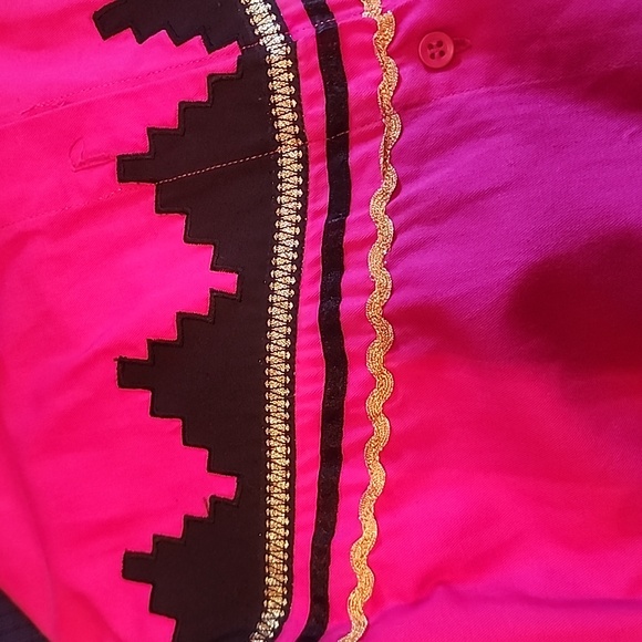 Wrangler Painted Desert Vibrant Pink Western Style Shirt, Size Medium. - Picture 4 of 6